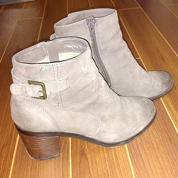 14th & Union Shoes - ❤️Gray Booties